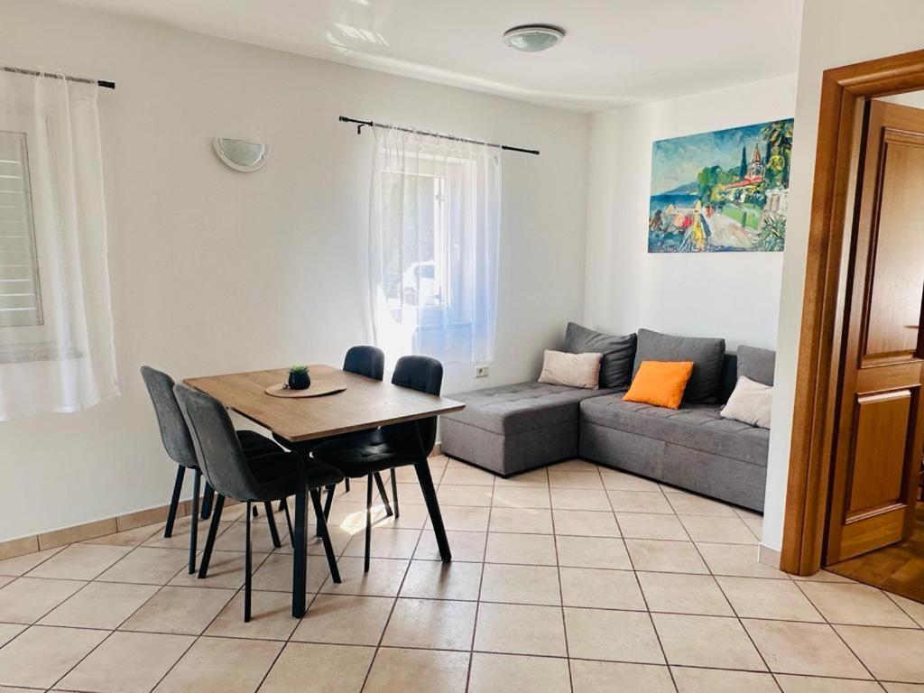 Apartman Meerblick Mošćenička Draga Exterior foto